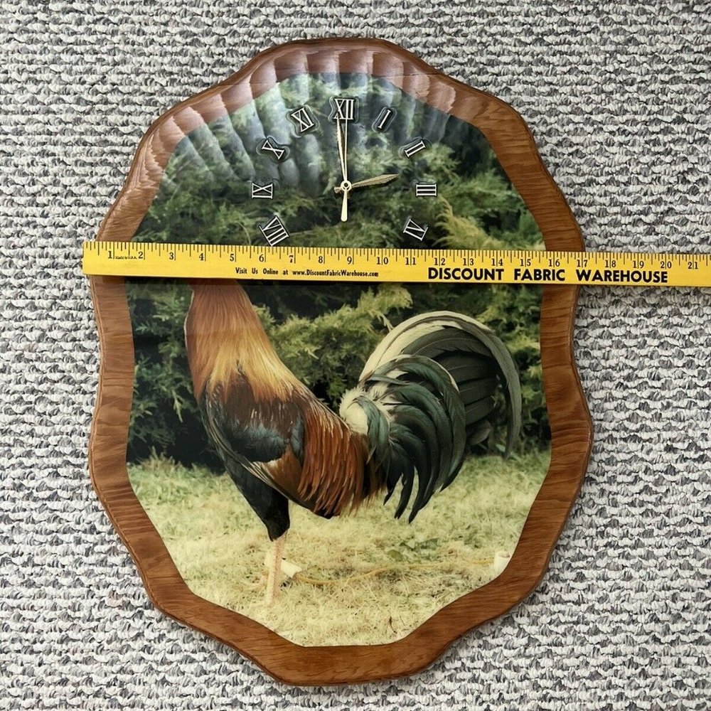 Chicken Roster Photo Wall Clock, although clock does not work. - Picture 4 of 5